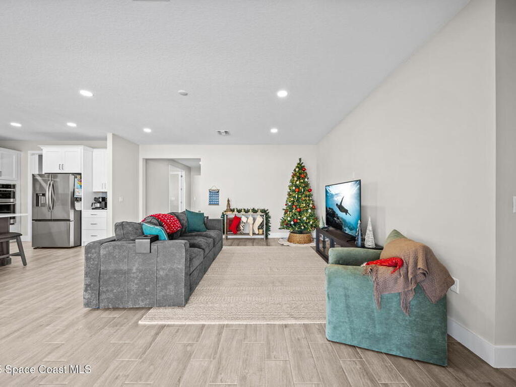 2846 Silverlefe Lane, Melbourne, FL 32940