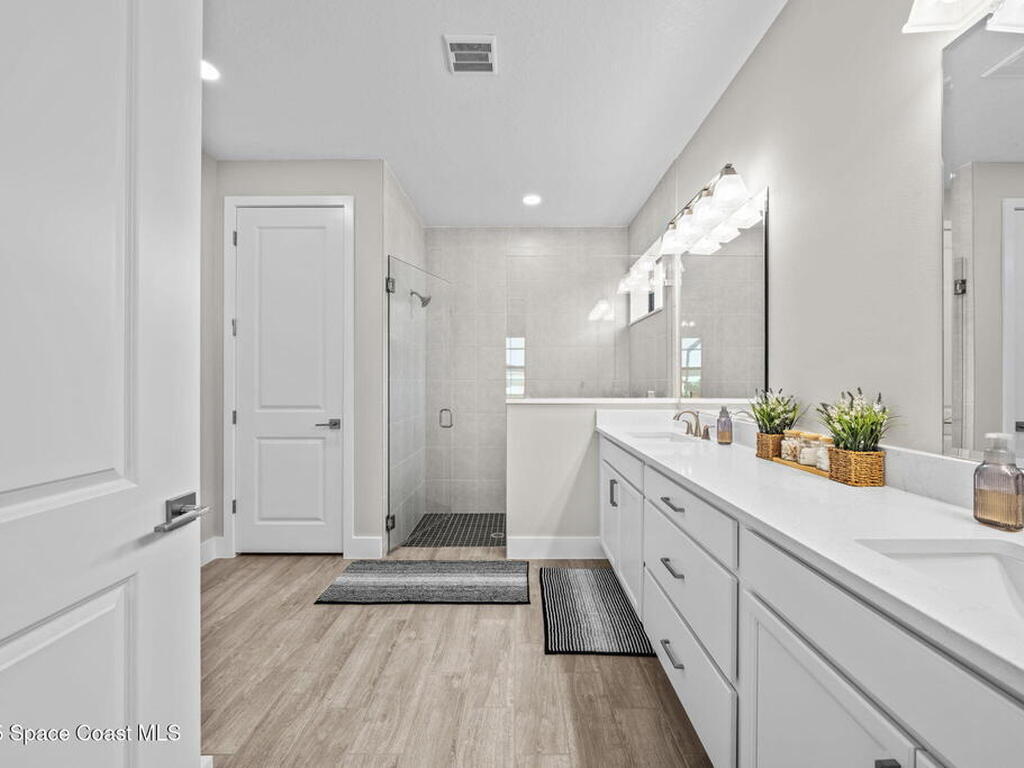 2846 Silverlefe Lane, Melbourne, FL 32940