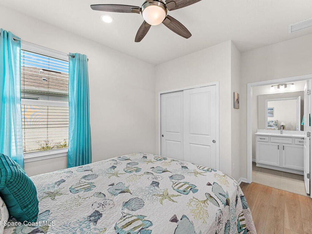 8870 Shoreline Avenue, Melbourne, FL 32940