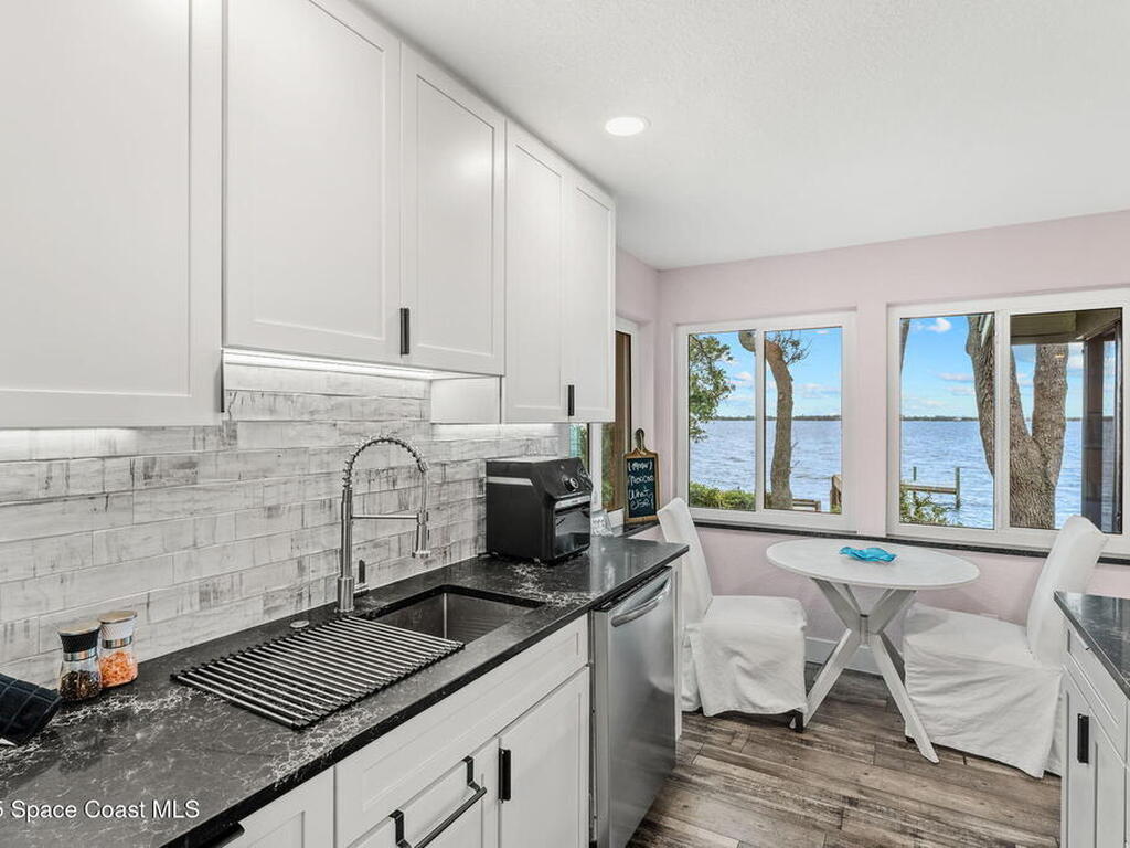 1379 Rose Court, Melbourne, FL 32935