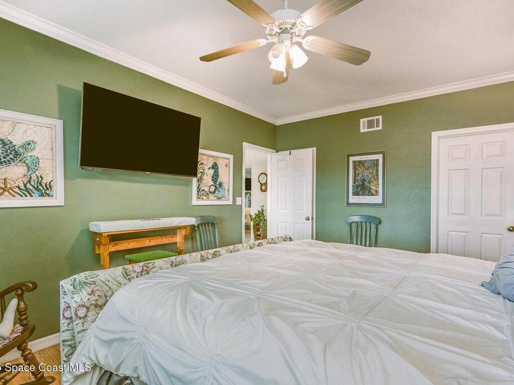 905 N Harbor City Boulevard, Melbourne, FL 32935