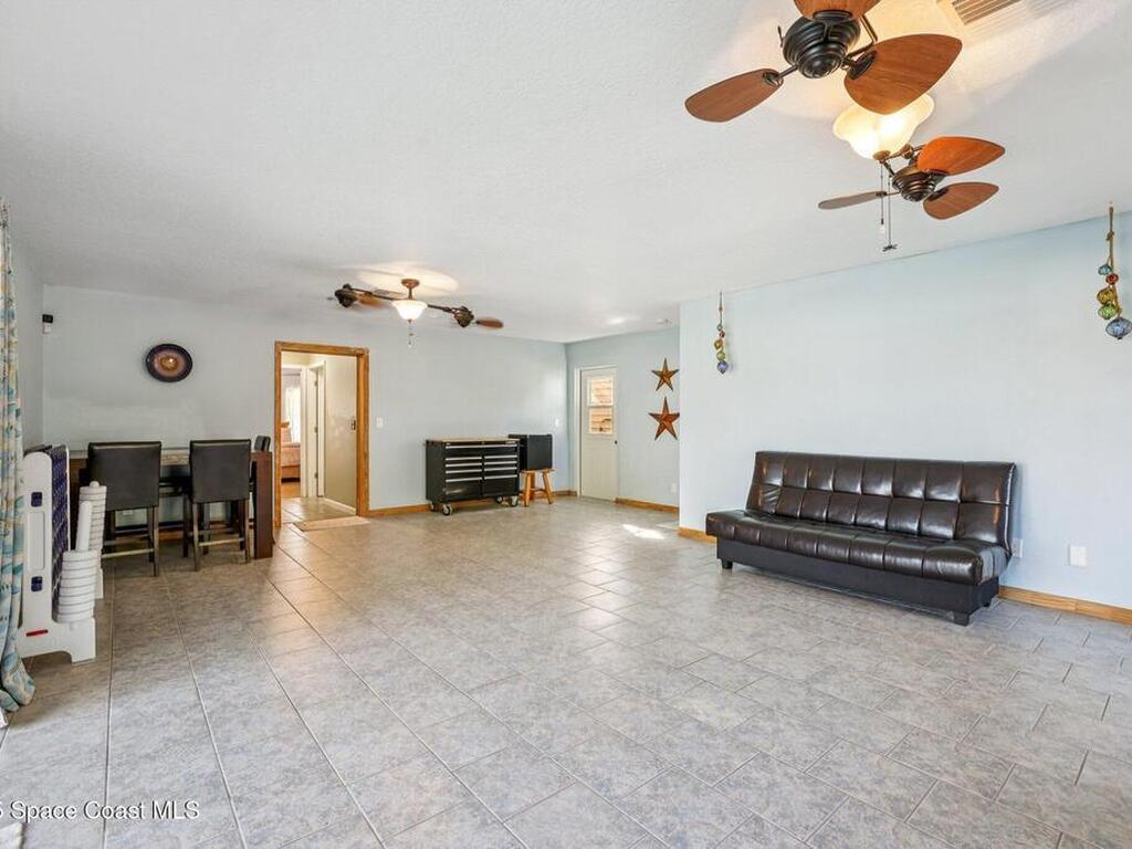 220 Avenida De Paz, Indialantic, FL 32903