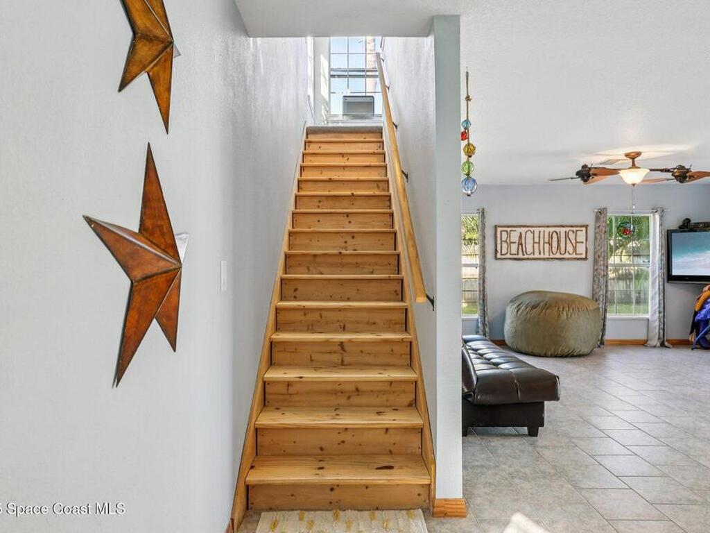 220 Avenida De Paz, Indialantic, FL 32903