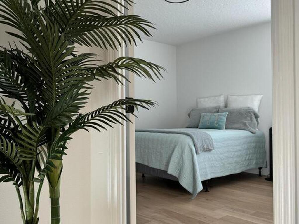 588 Peregrine Drive, Indialantic, FL 32903