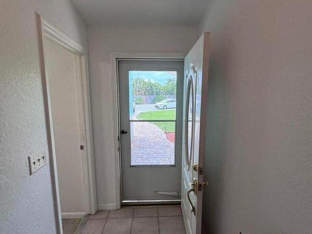 5285 Palmetto Drive, Melbourne Beach, FL 32951