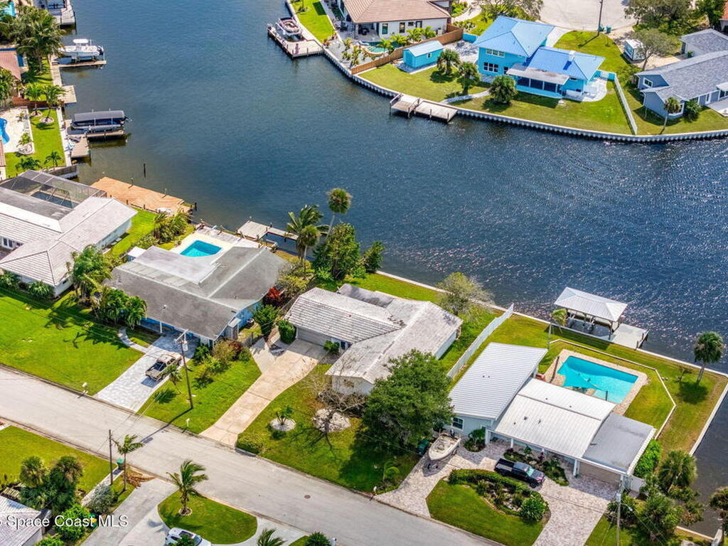 272 Bahama Boulevard, Cocoa Beach, FL 32931