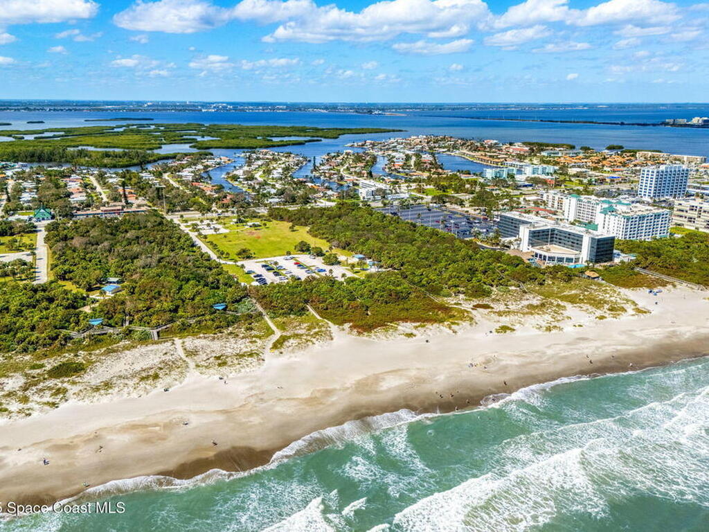 272 Bahama Boulevard, Cocoa Beach, FL 32931