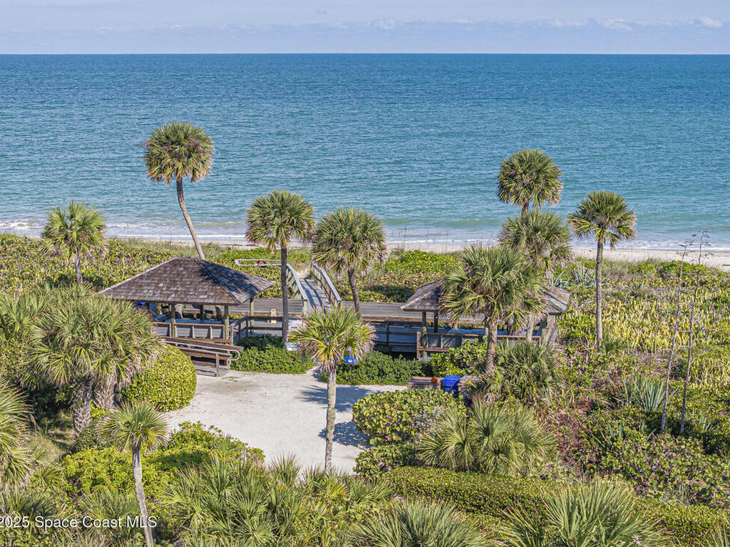 1903 Bay Road, Vero Beach, FL 32963