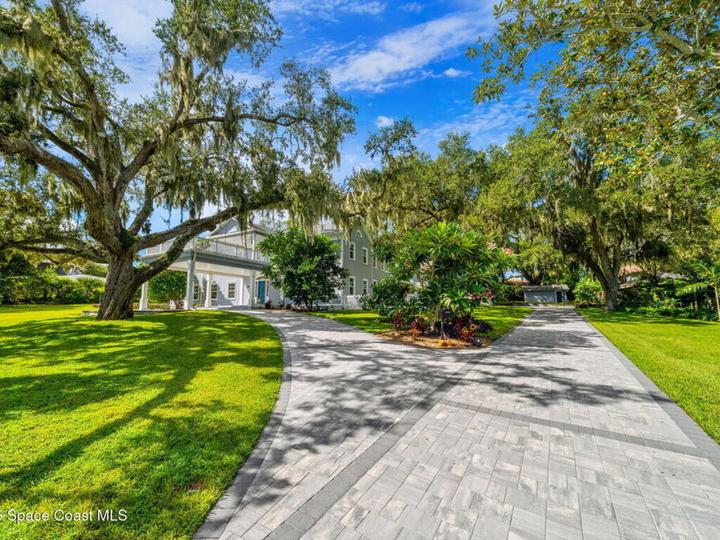 875 N Indian River Drive, Cocoa, FL 32922