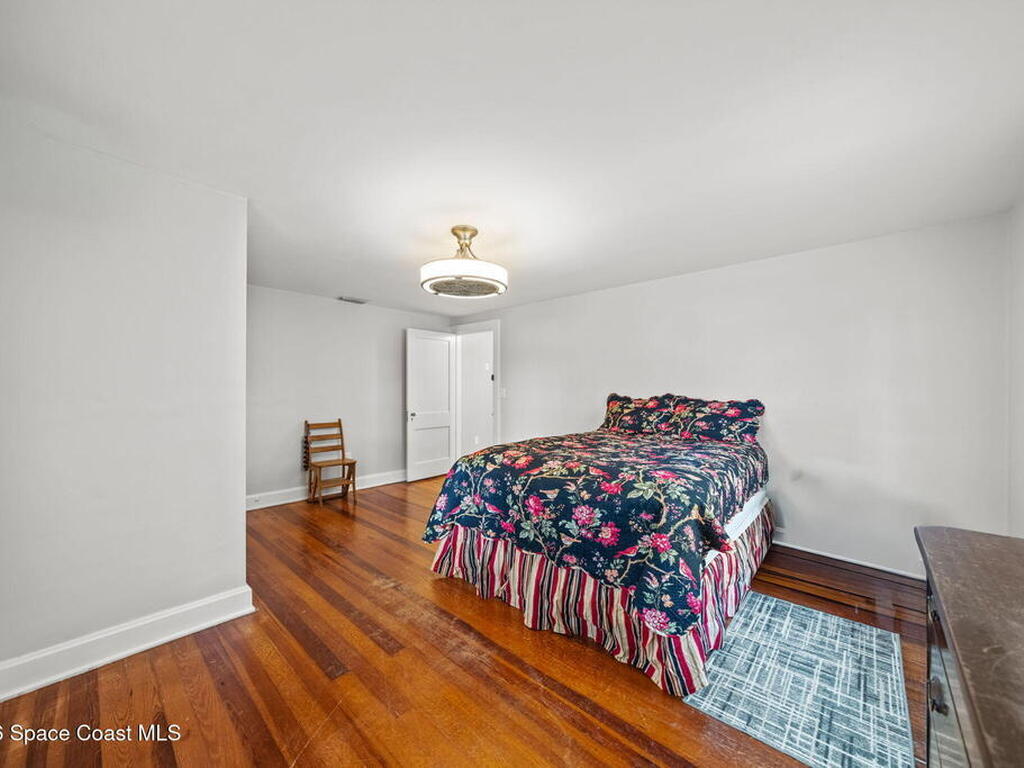 875 N Indian River Drive, Cocoa, FL 32922