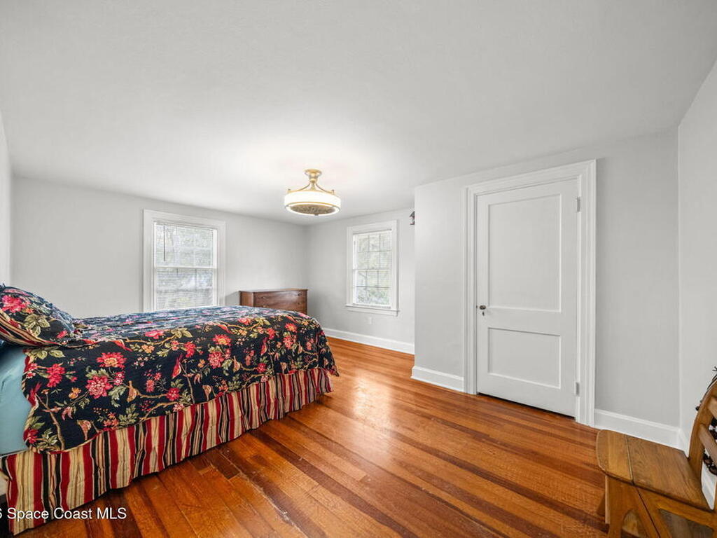 875 N Indian River Drive, Cocoa, FL 32922