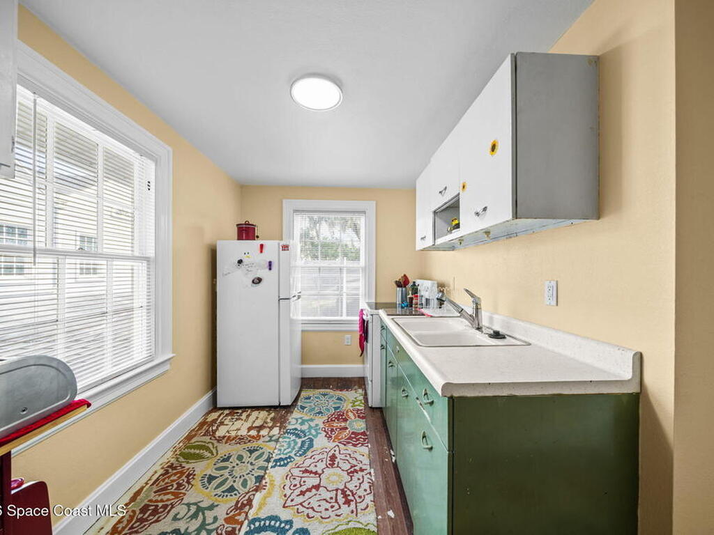 875 N Indian River Drive, Cocoa, FL 32922