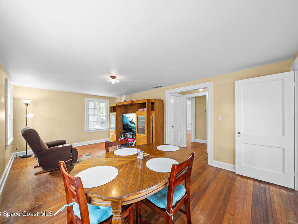 875 N Indian River Drive, Cocoa, FL 32922