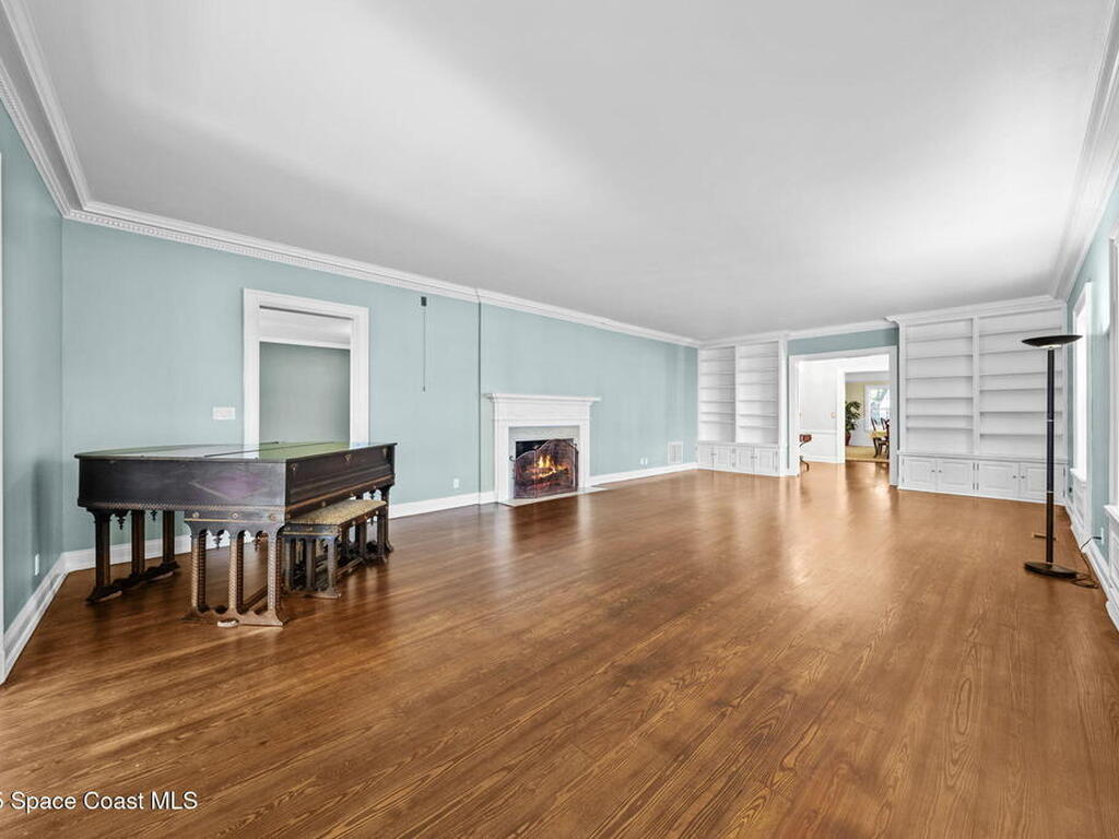 875 N Indian River Drive, Cocoa, FL 32922