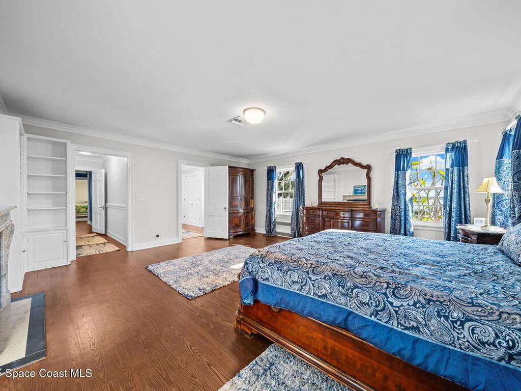 875 N Indian River Drive, Cocoa, FL 32922