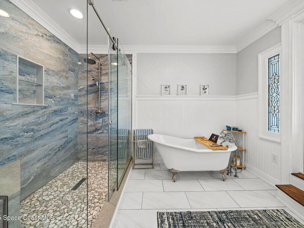 875 N Indian River Drive, Cocoa, FL 32922