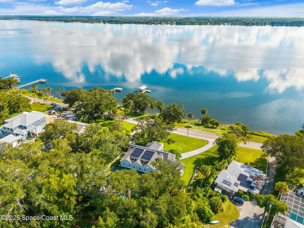 875 N Indian River Drive, Cocoa, FL 32922