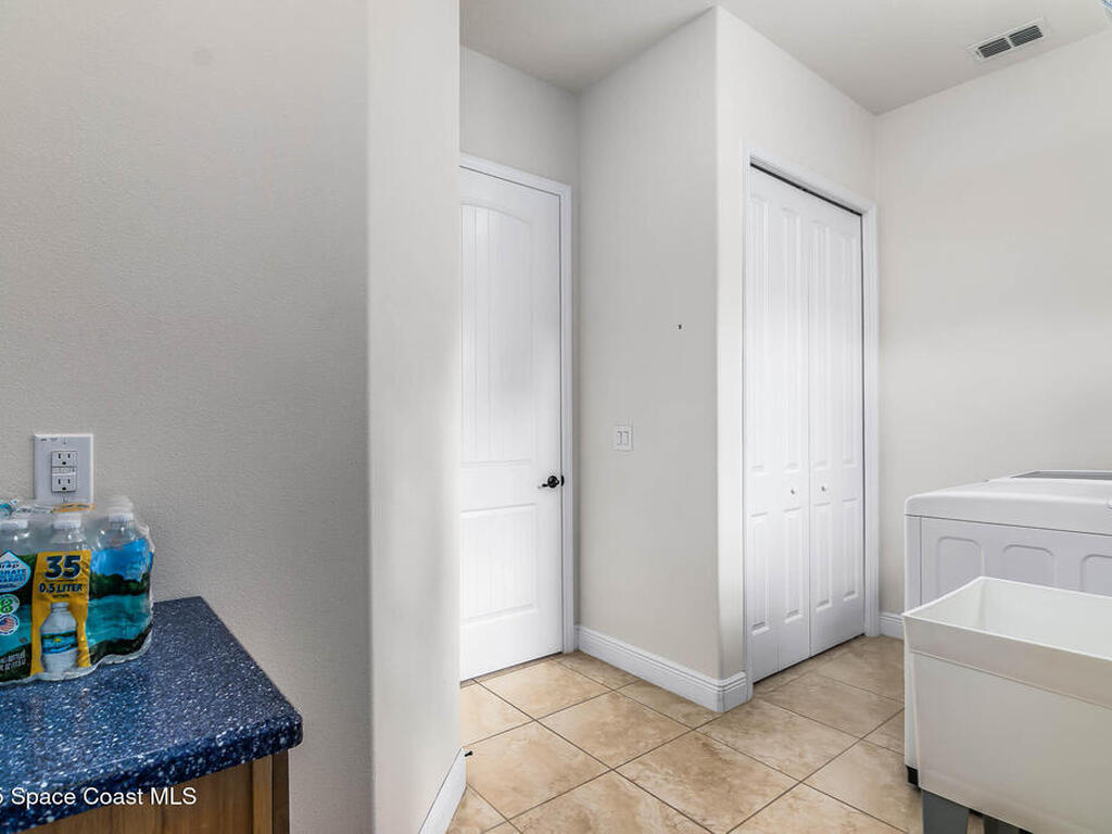 1953 Rockledge Drive, Rockledge, FL 32955