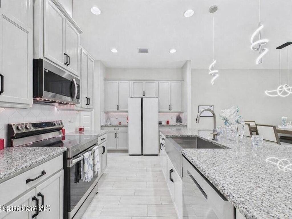 2940 Avalonia Drive, Melbourne, FL 32940
