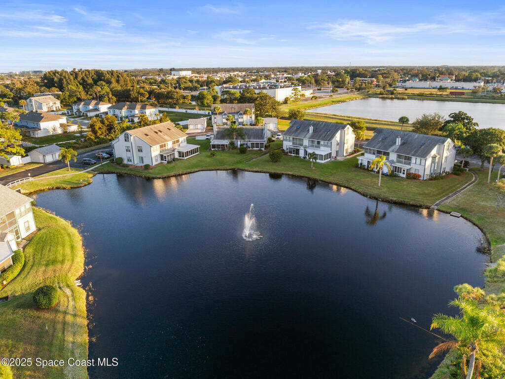 4740 Lake Waterford Way, Melbourne, FL 32901