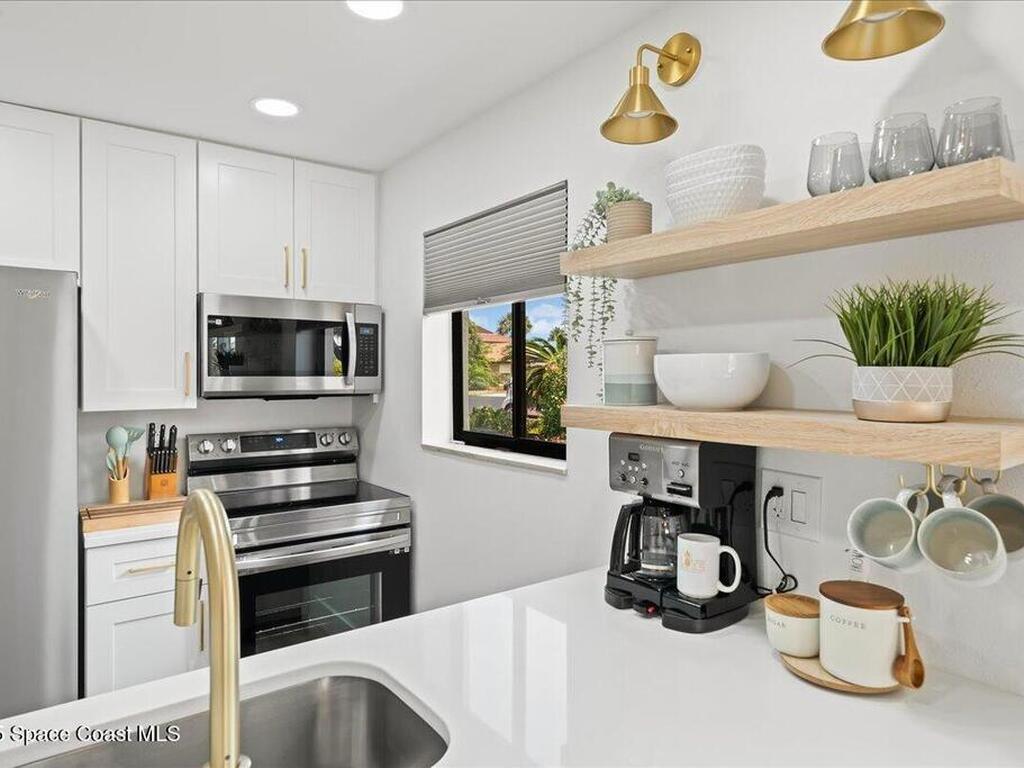 3256 Sea Oats Circle, Melbourne Beach, FL 32951