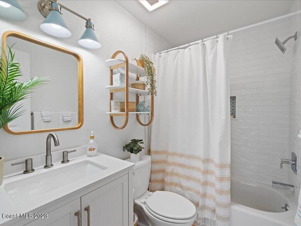 3256 Sea Oats Circle, Melbourne Beach, FL 32951