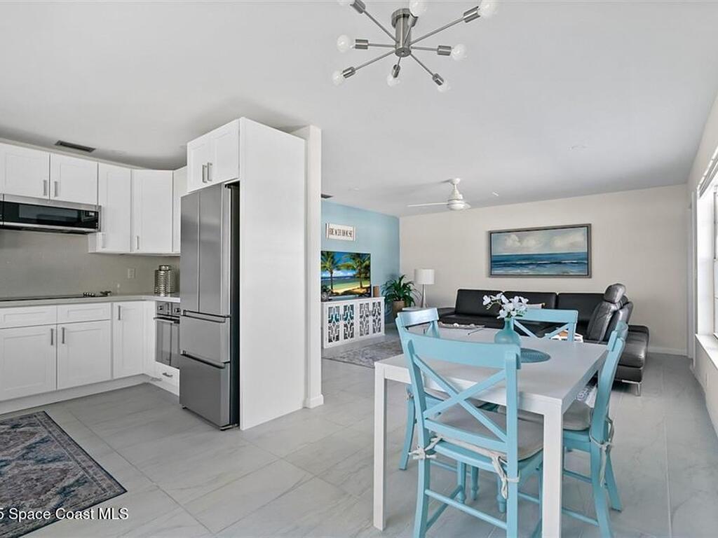 2800 Indian River Boulevard, Vero Beach, FL 32960