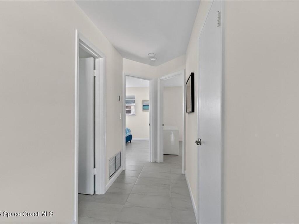 2800 Indian River Boulevard, Vero Beach, FL 32960