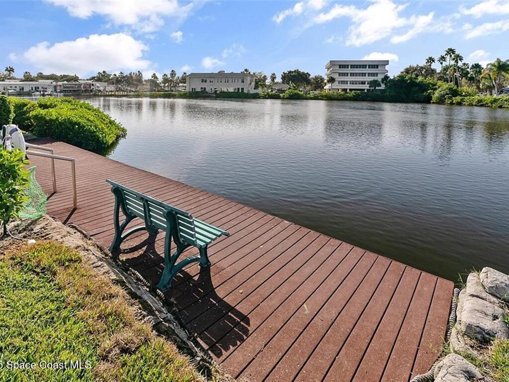 2800 Indian River Boulevard, Vero Beach, FL 32960