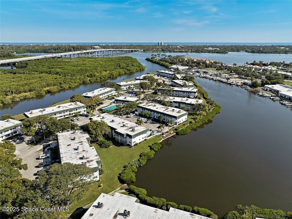 2800 Indian River Boulevard, Vero Beach, FL 32960