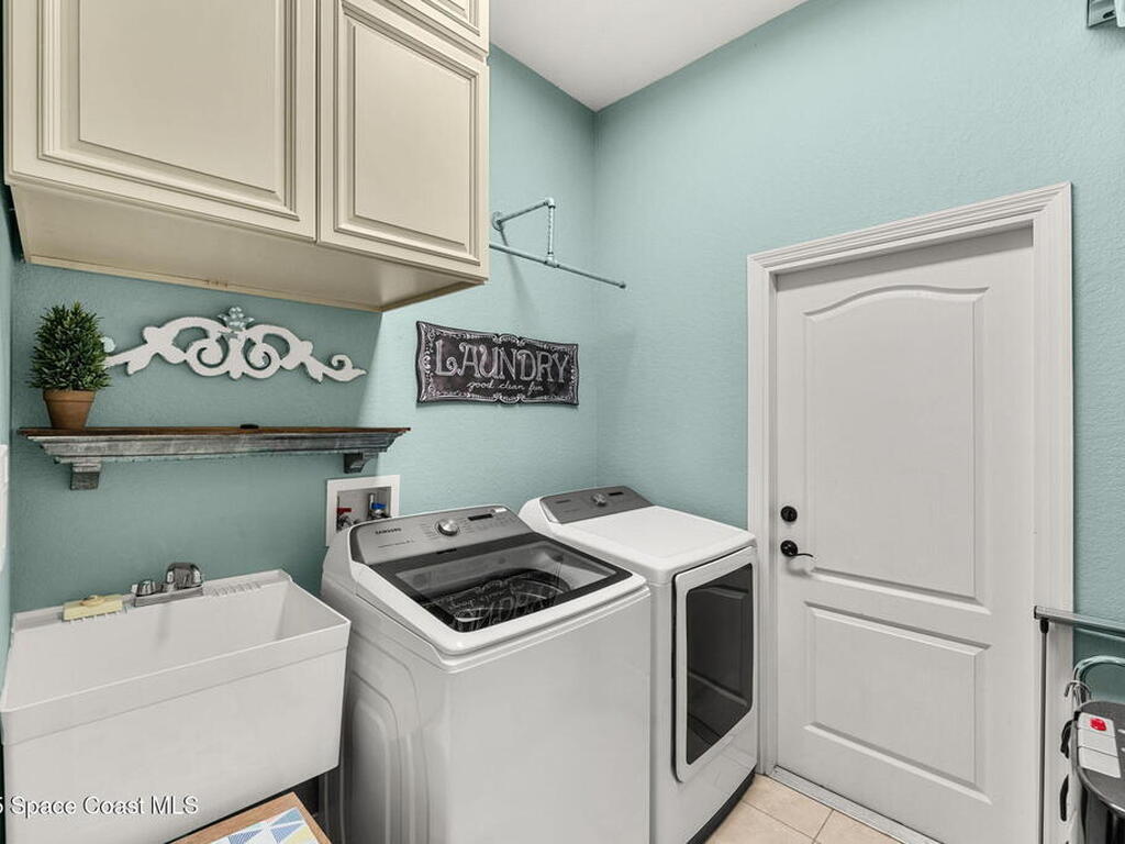 3241 Gatlin Drive, Rockledge, FL 32955