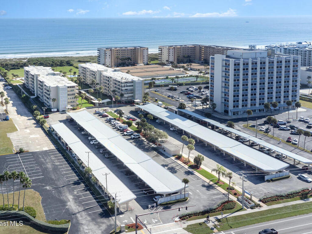 2020 N Atlantic Avenue, Cocoa Beach, FL 32931