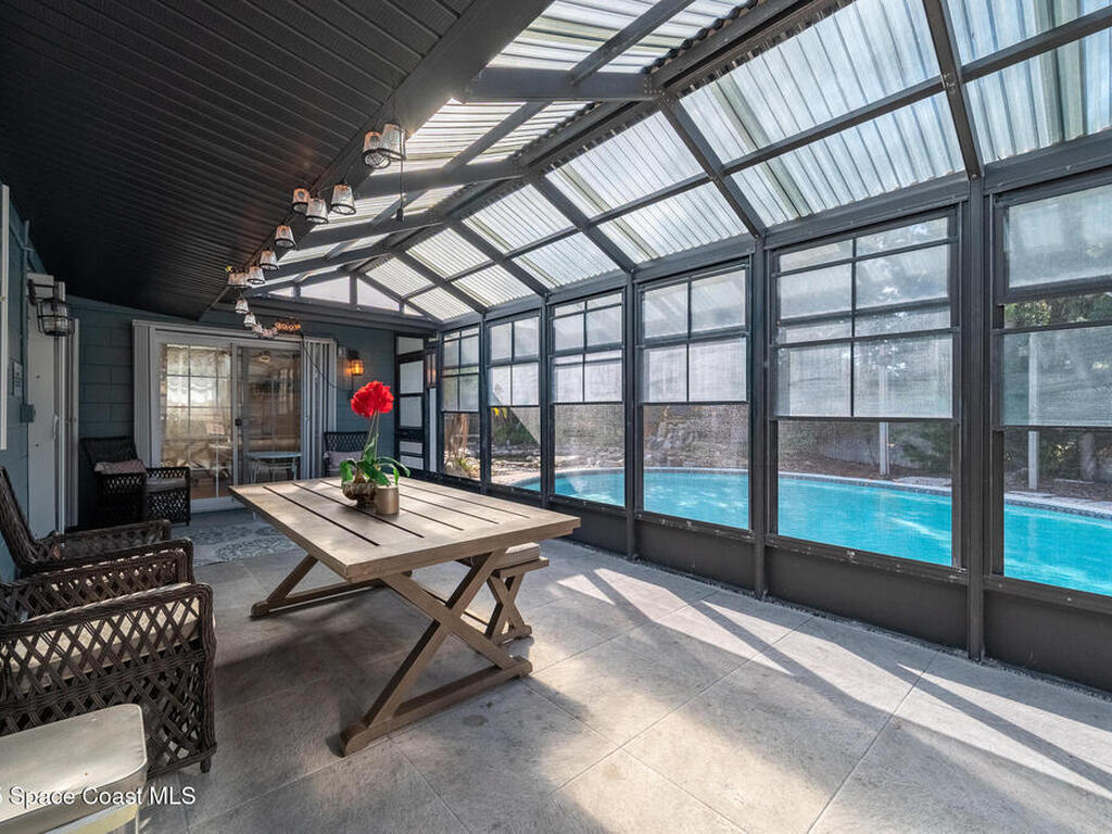 275 Bahama Drive, Merritt Island, FL 32952