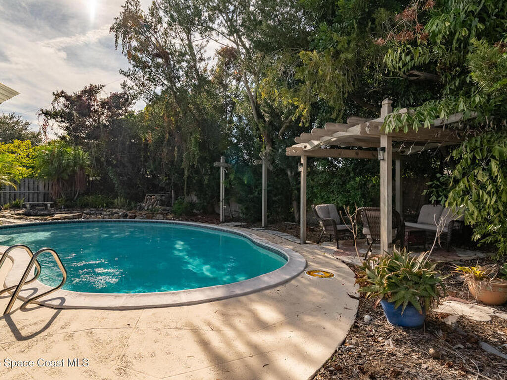 275 Bahama Drive, Merritt Island, FL 32952