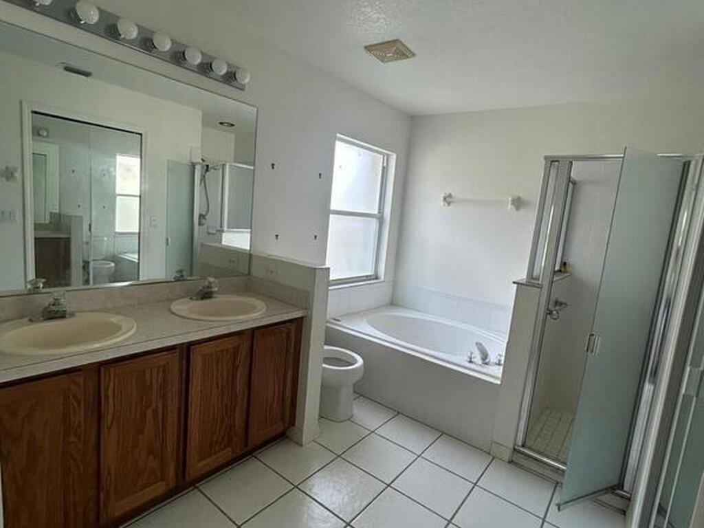 1384 Hill Avenue, Melbourne, FL 32940