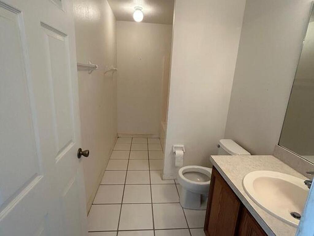 1384 Hill Avenue, Melbourne, FL 32940