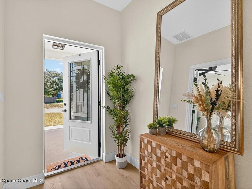 8426 E 98th Avenue, Vero Beach, FL 32967