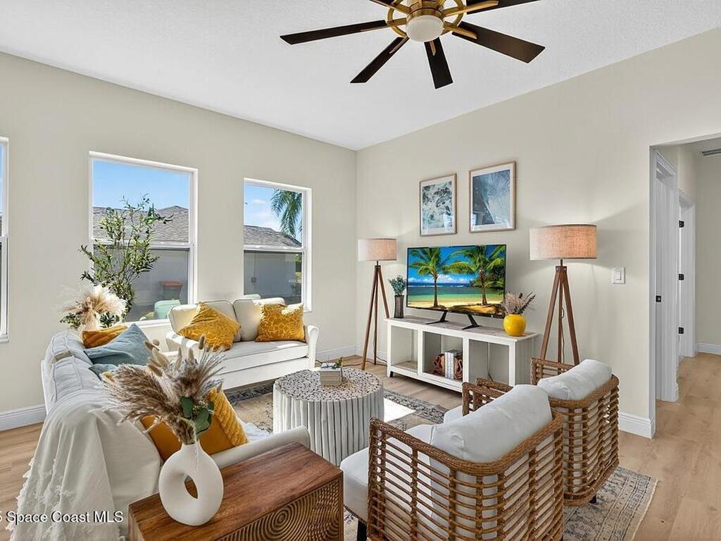 8426 E 98th Avenue, Vero Beach, FL 32967