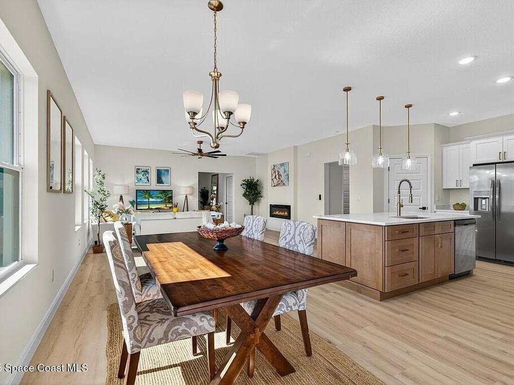 8426 E 98th Avenue, Vero Beach, FL 32967