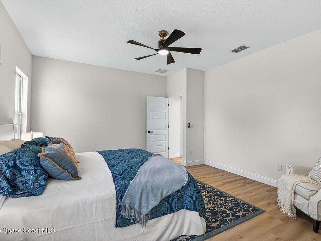 8426 E 98th Avenue, Vero Beach, FL 32967