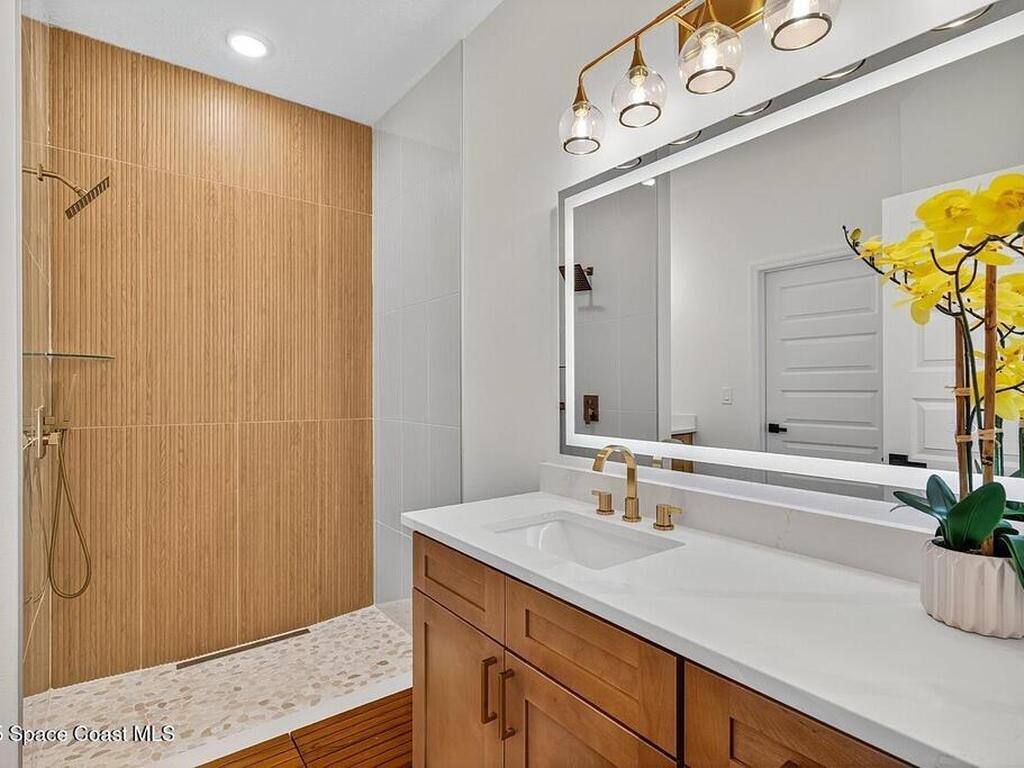 8426 E 98th Avenue, Vero Beach, FL 32967