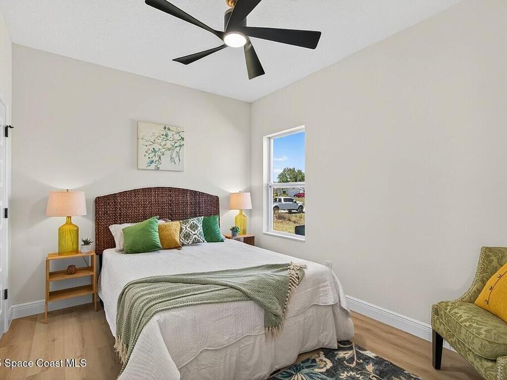 8426 E 98th Avenue, Vero Beach, FL 32967