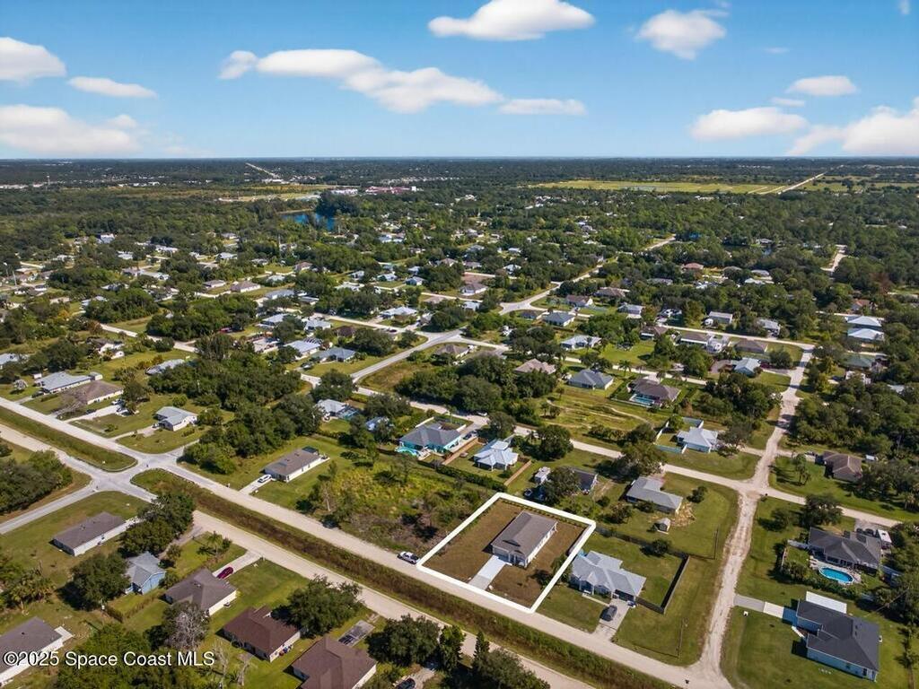 8426 E 98th Avenue, Vero Beach, FL 32967