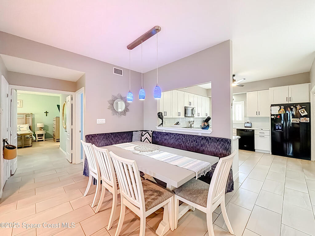 5040 Harmony Circle, Vero Beach, FL 32967