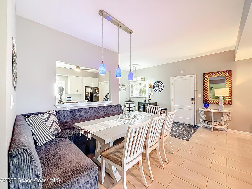 5040 Harmony Circle, Vero Beach, FL 32967