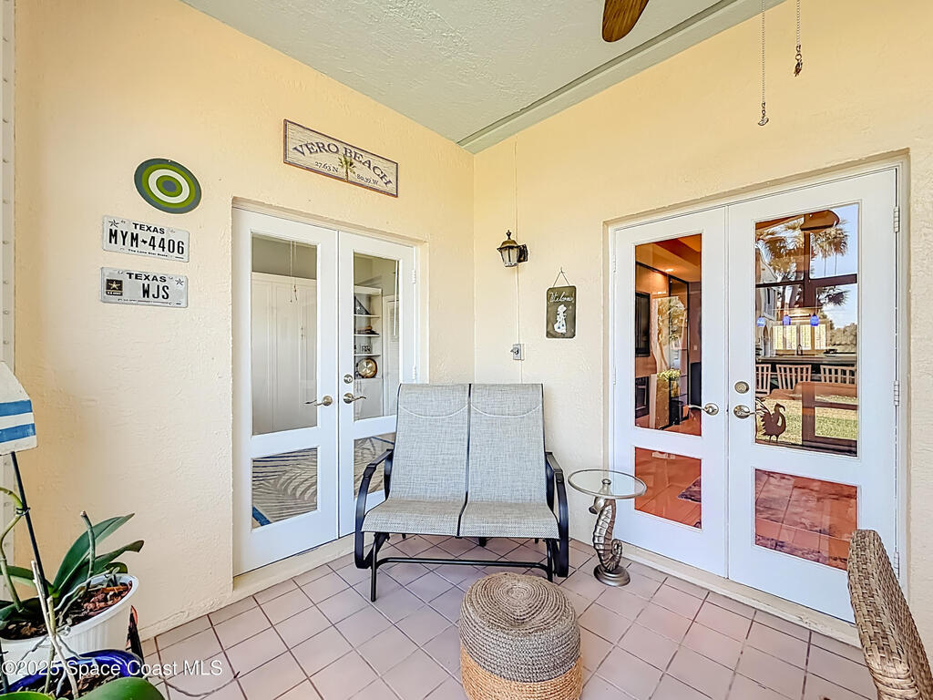 5040 Harmony Circle, Vero Beach, FL 32967