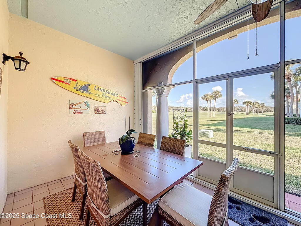 5040 Harmony Circle, Vero Beach, FL 32967