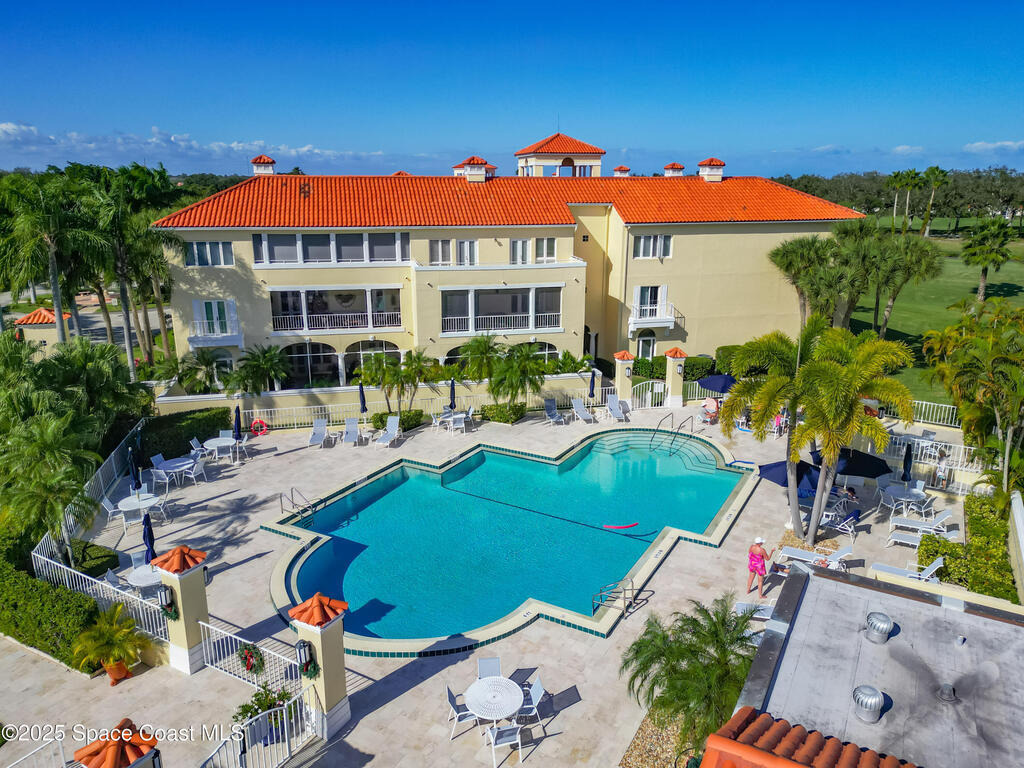 5040 Harmony Circle, Vero Beach, FL 32967