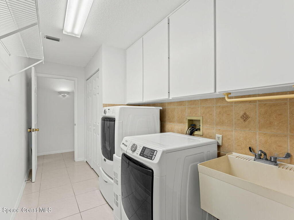 2545 N Indian River Drive, Cocoa, FL 32922