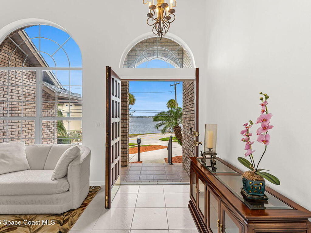 2545 N Indian River Drive, Cocoa, FL 32922